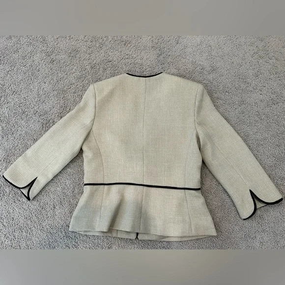 Coramdeo Cream Tailored Pantsuit Jacket with Black Trim - Picture 3 of 11